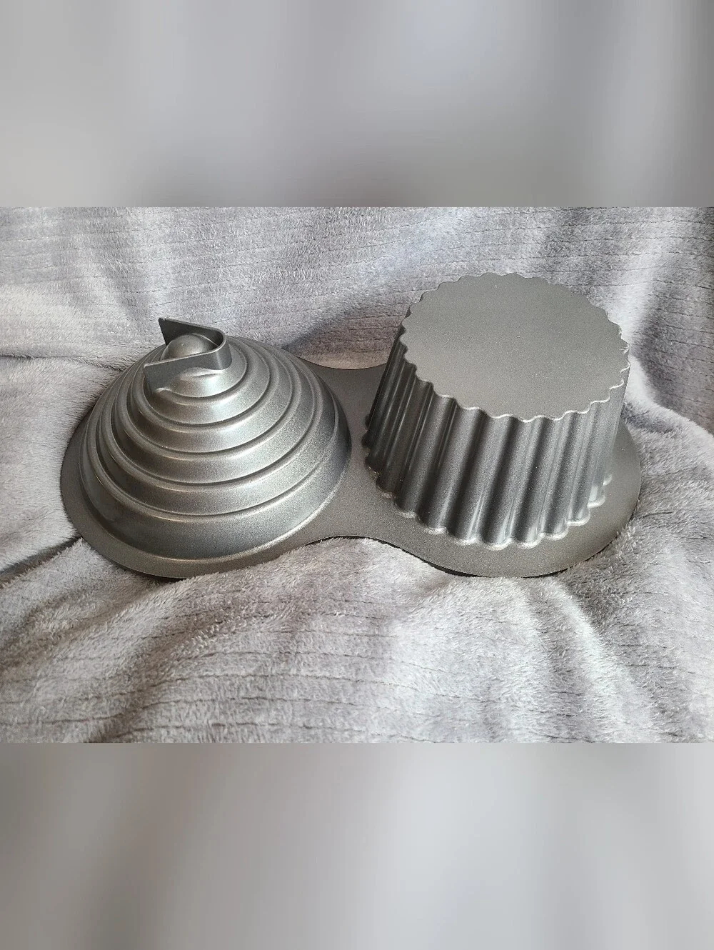 Wilton giant jumbo 8